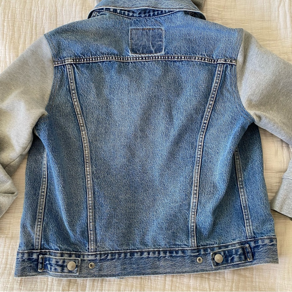 Levi’s Women's Hybrid Denim Hoodie Trucker Jacket Blue Gray 100% Cotton size S - Picture 9 of 10
